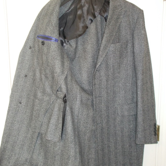 Haberdash Bespoke Virgin Wool Herringbone Topcoat - Picture 3 of 6